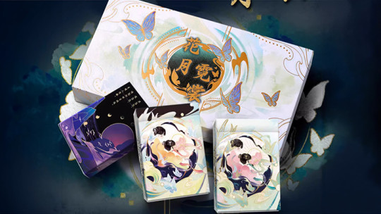 Flower Moon Collector's Set by King Star - Pokerdeck