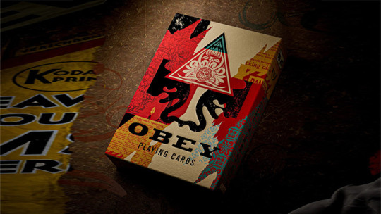 Obey Collage Edition by theory11 - Pokerdeck