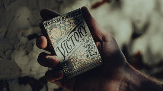 Victory by Joker and the Thief Playing Card Co. - Pokerdeck