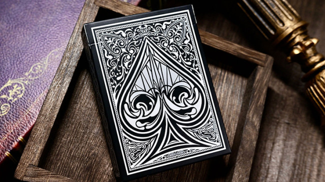 Sanctuary (Black) - Pokerdeck